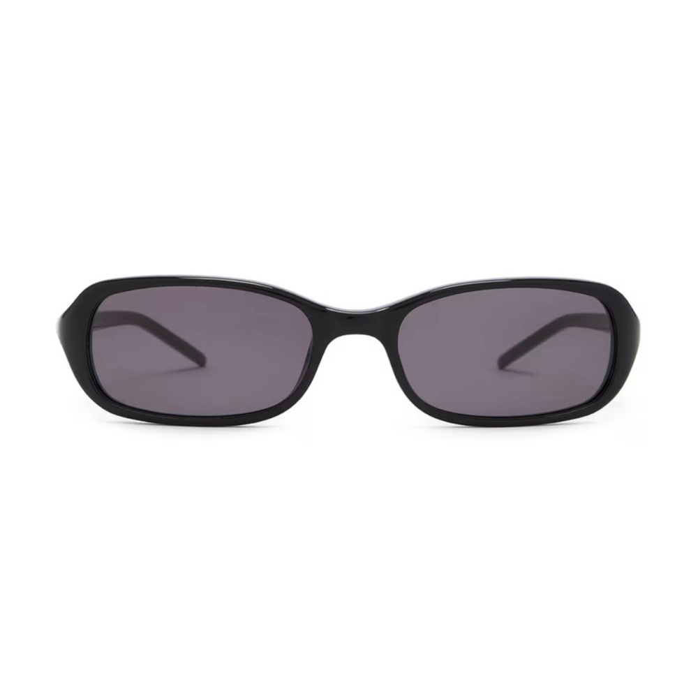 Chimi Code Sunglasses in Black